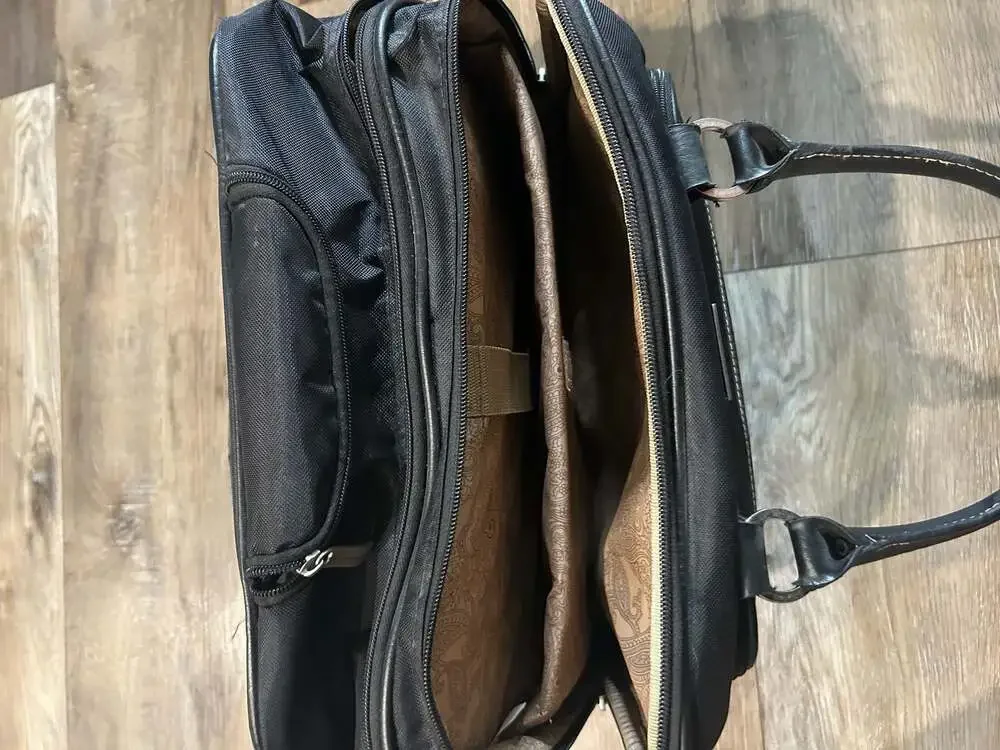 Dockers rolling laptop